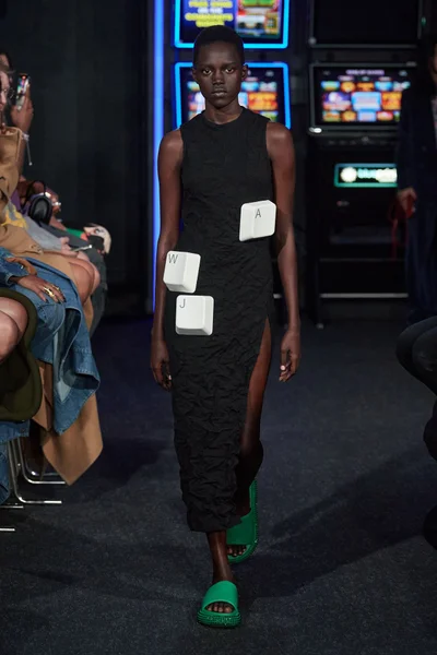 Look 6